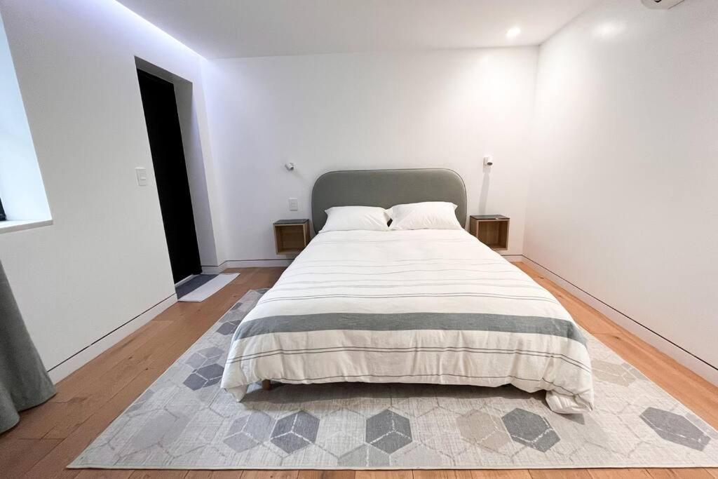 New Cozy Modern Minimalist Stay In Brooklyn At Rem-Casa New York Buitenkant foto