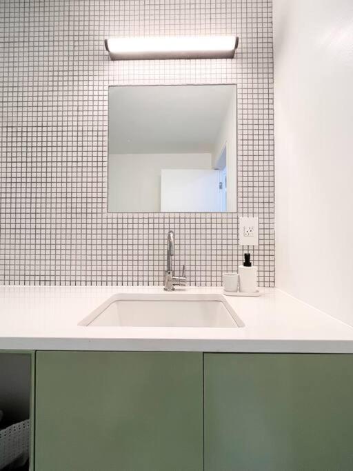 New Cozy Modern Minimalist Stay In Brooklyn At Rem-Casa New York Buitenkant foto